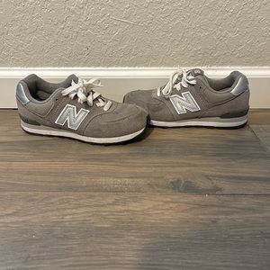 Kids New Balance shoes size 3